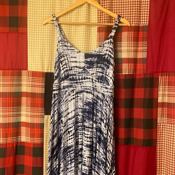 Torrid maxi tie dye super soft tiered dress - Picture 2 of 6